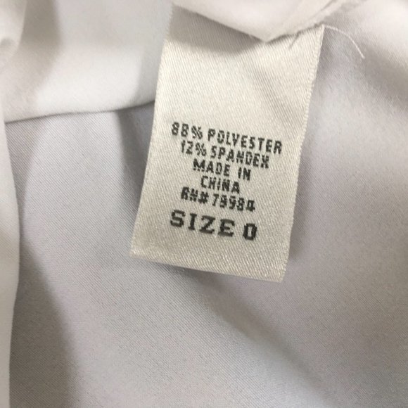 FIRM-LAST CHANCE!  Super Comfortable Pure White Chico's Zenergy Capris - Picture 4 of 4